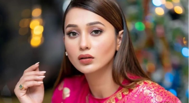 মিমি চক্রবর্তীর বিরুদ্ধে চার্জশিট গঠনের দাবি
